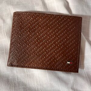 Tommy Hilfiger Men's Leather Bi-Fold Wallet 2-Fold (Brown)